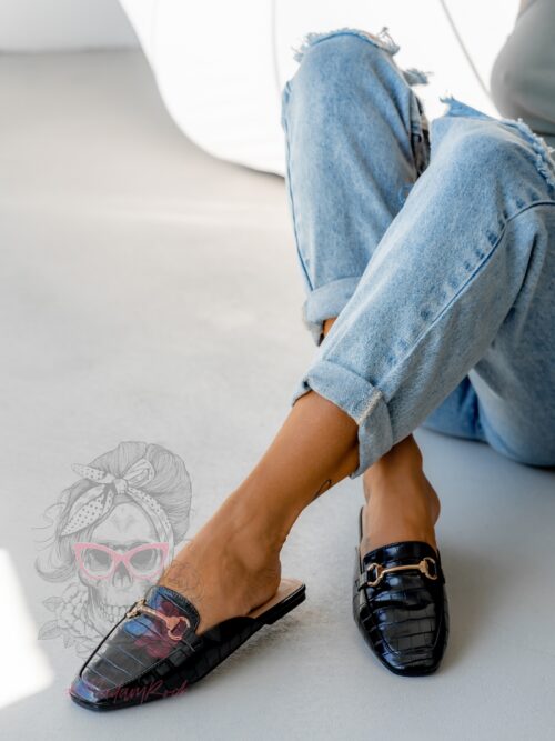 Klapki płaskie Madam Llucci II czarne