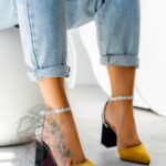 Czółenka na słupku Lady Step żółte wężowe