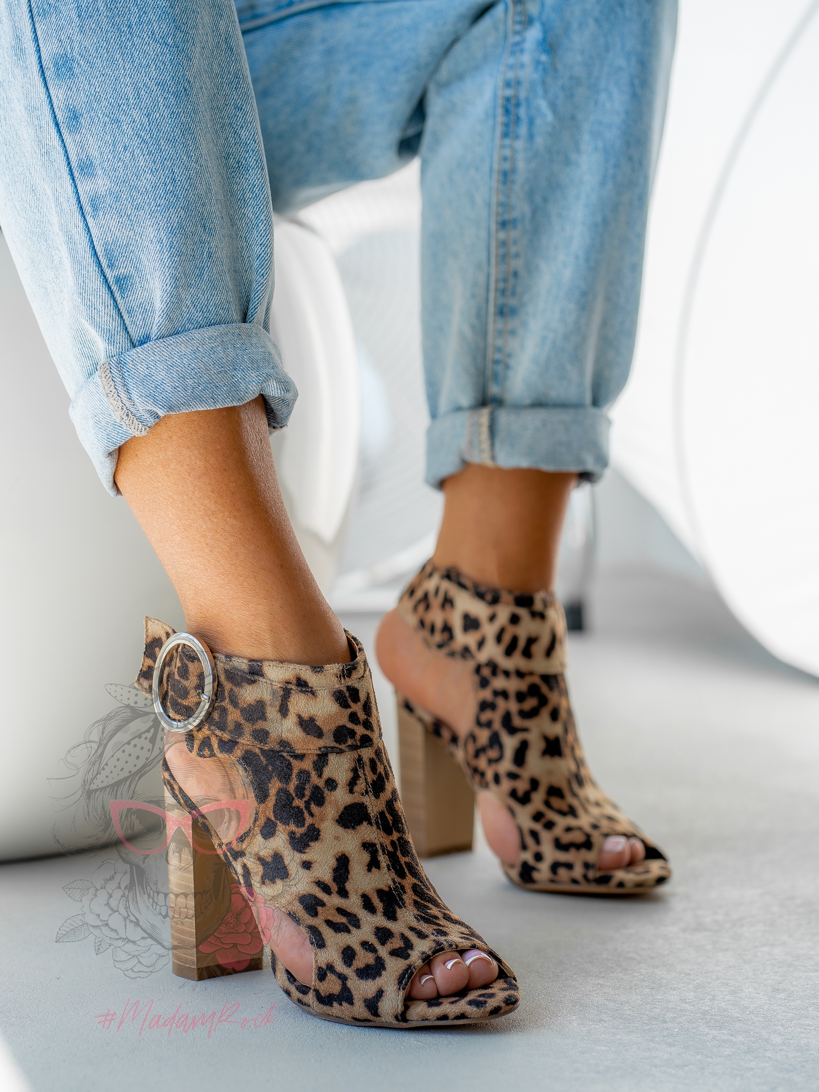 Botki z wycięciami Rock Aple panterka Botki z wycięciami Rock Aple panterka