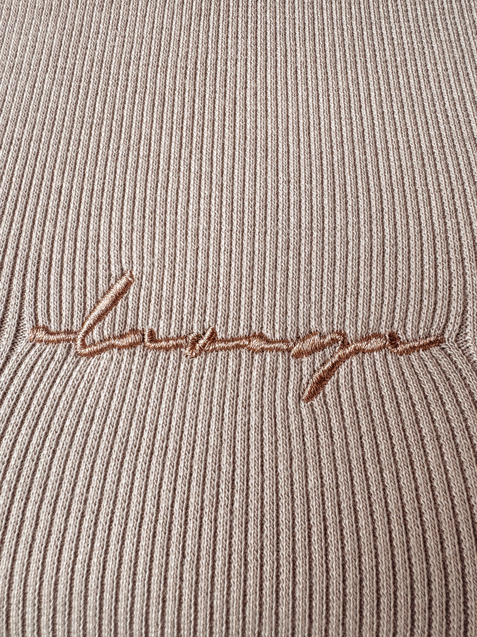 Sukienka dopasowana May Ola Voga c.beżowa