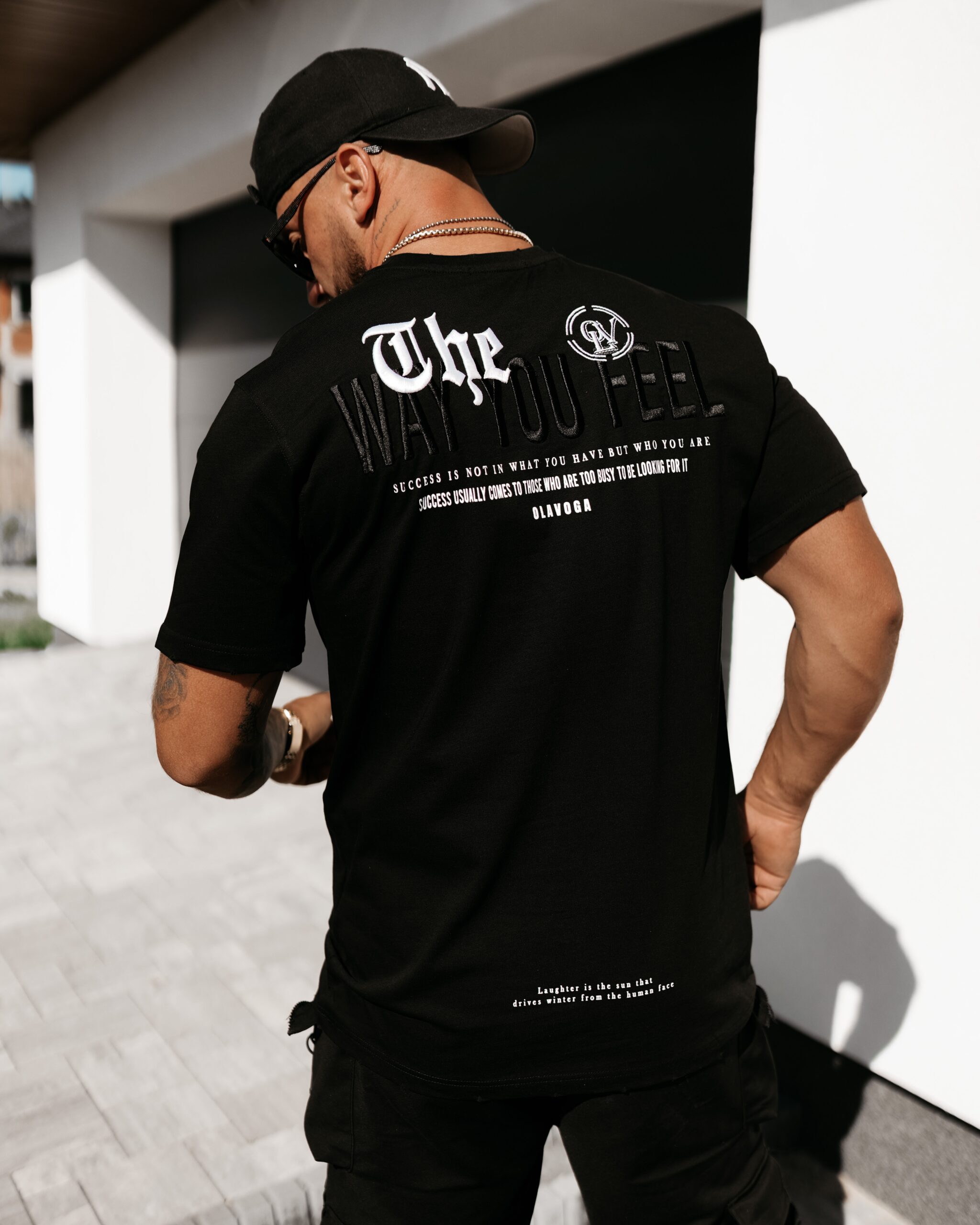 T-shirt męski z nadrukiem Feel Ola Voga czarny