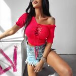 Bluzka z wiązaniem Elisium Ola Voga neonowy róż