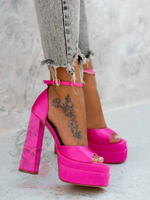 Sandały na słupku Madam Huch fuksja