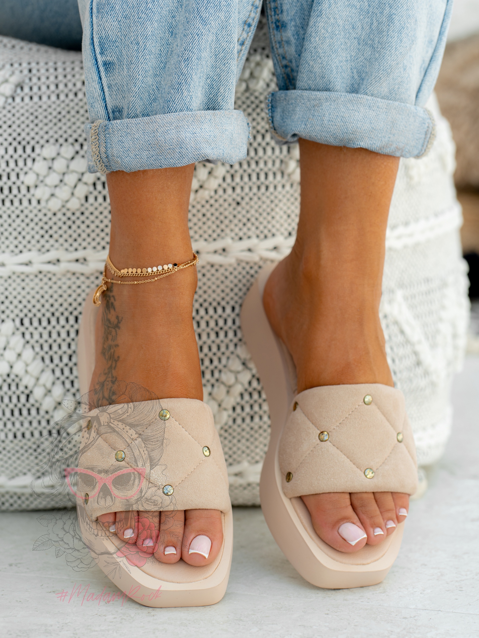 Klapki skórzane Madam Apart beżowe