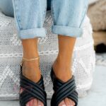 Klapki na platformie Madam Iksi czarne