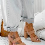 Klapki skórzane Madam Cames beżowe