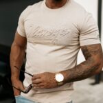T-shirt męski z aplikacją Pleasure Ola Voga beżowy