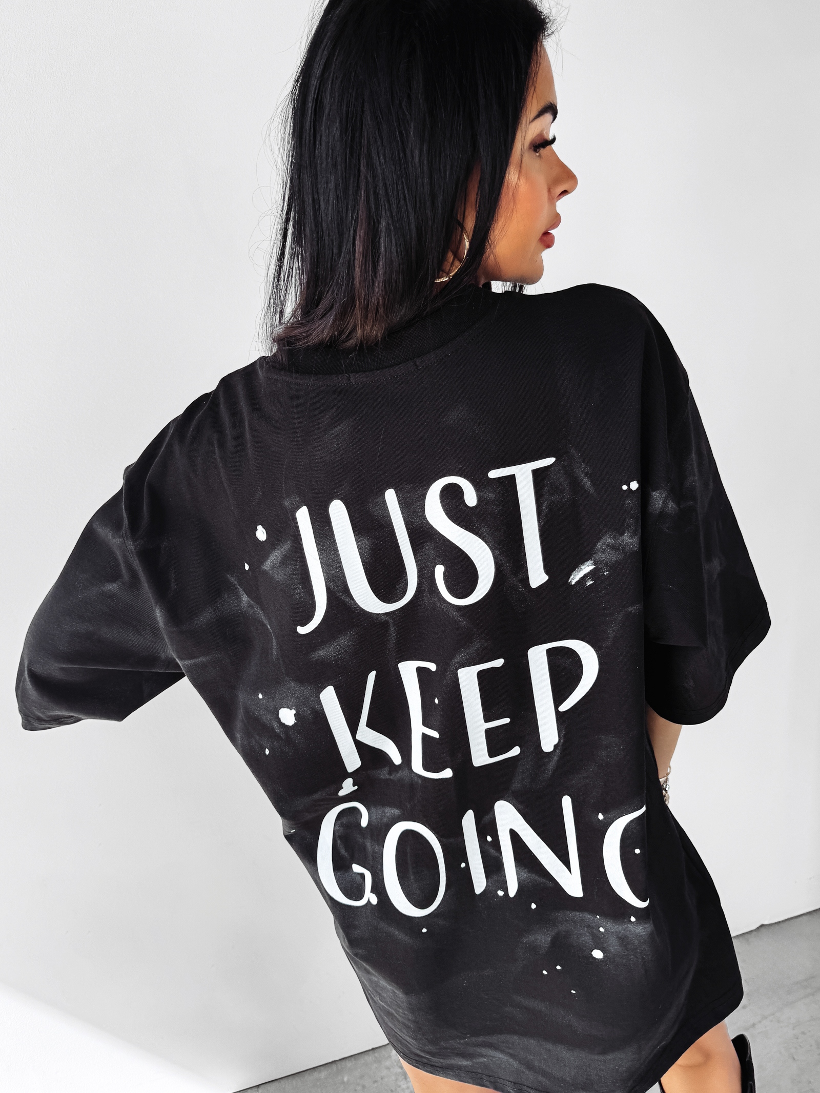 -wyprzedane-Sukienka oversize/T-shirt Gamb Ola Voga czarna -wyprzedane-Sukienka oversize/T-shirt Gamb Ola Voga czarna