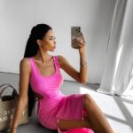 -wyprzedane-Sukienka midi z wycięciami Selima Ola Voga różowa