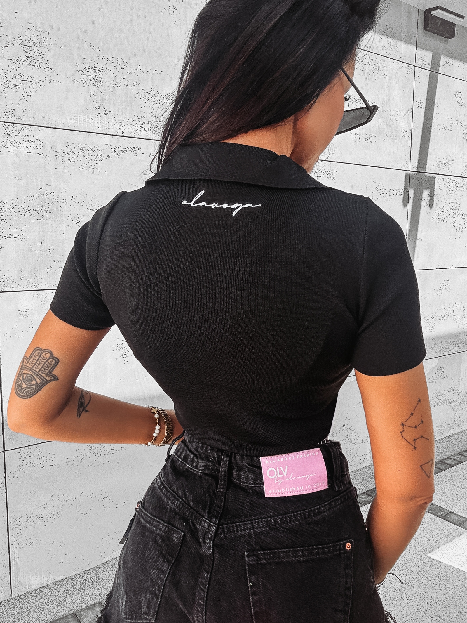 Bluzka crop top Lavish Ola Voga czarna