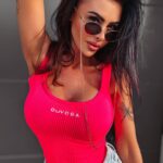 Top dopasowany June Ola Voga koralowy