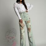 Koszula muślinowa w różyczki Amija biała