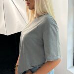 T-shirt dekatyzowany z cyrkoniami Berbo szary