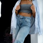 Spodenki jeansowe za kolano Wari niebieskie