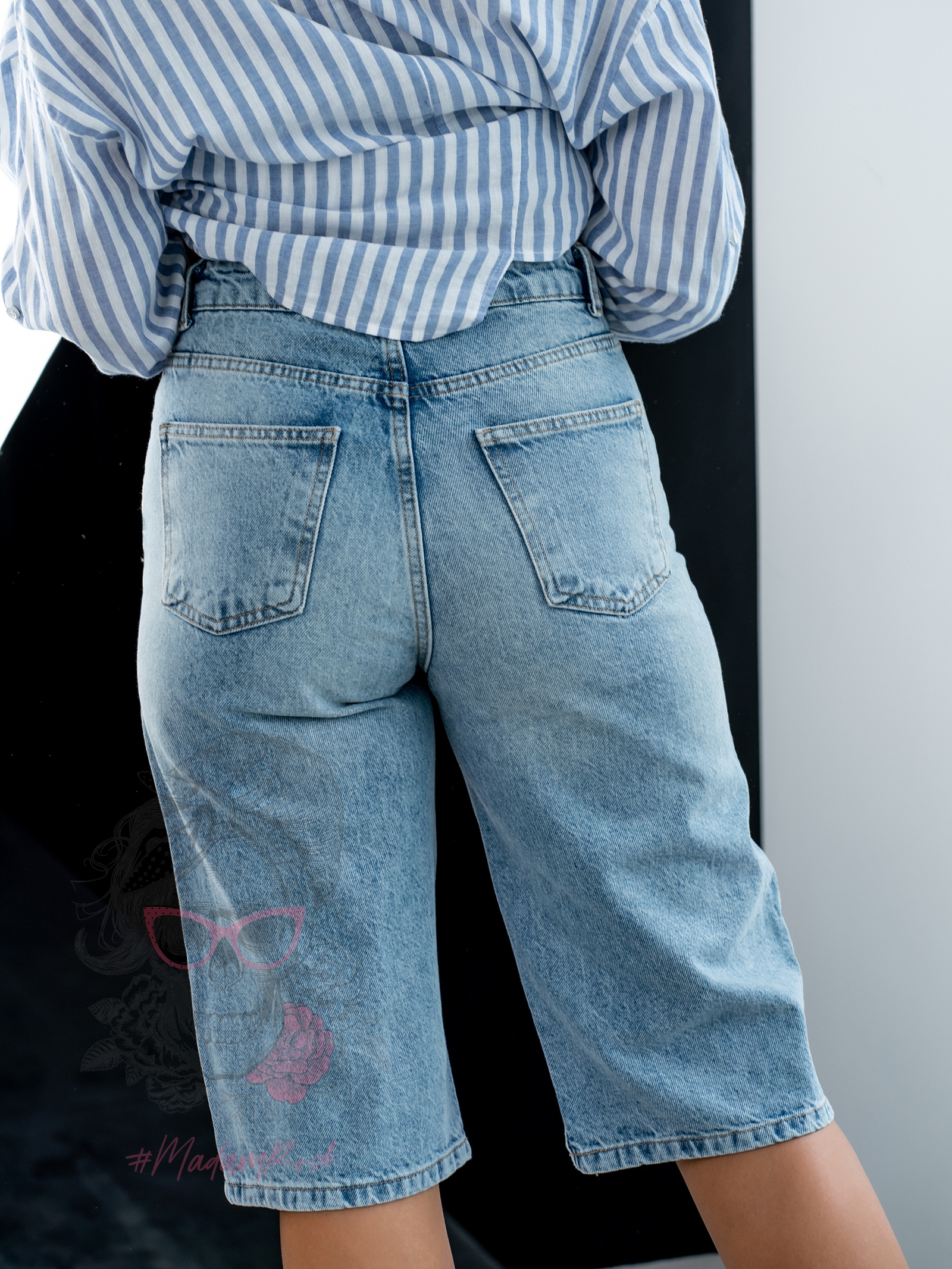 Spodenki jeansowe za kolano Wari niebieskie