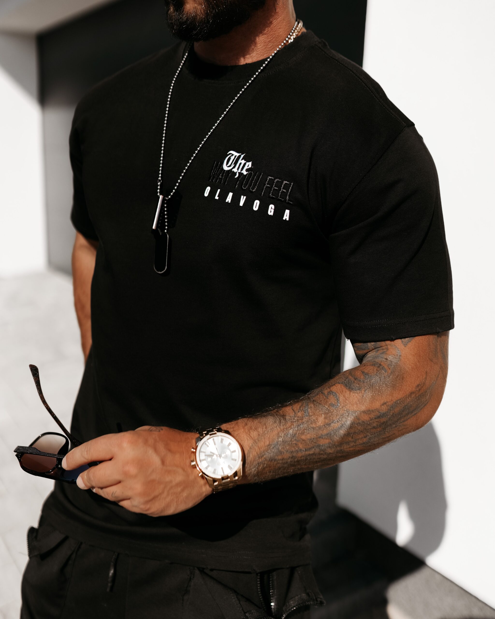 T-shirt męski z nadrukiem Feel Ola Voga czarny T-shirt męski z nadrukiem Feel Ola Voga czarny