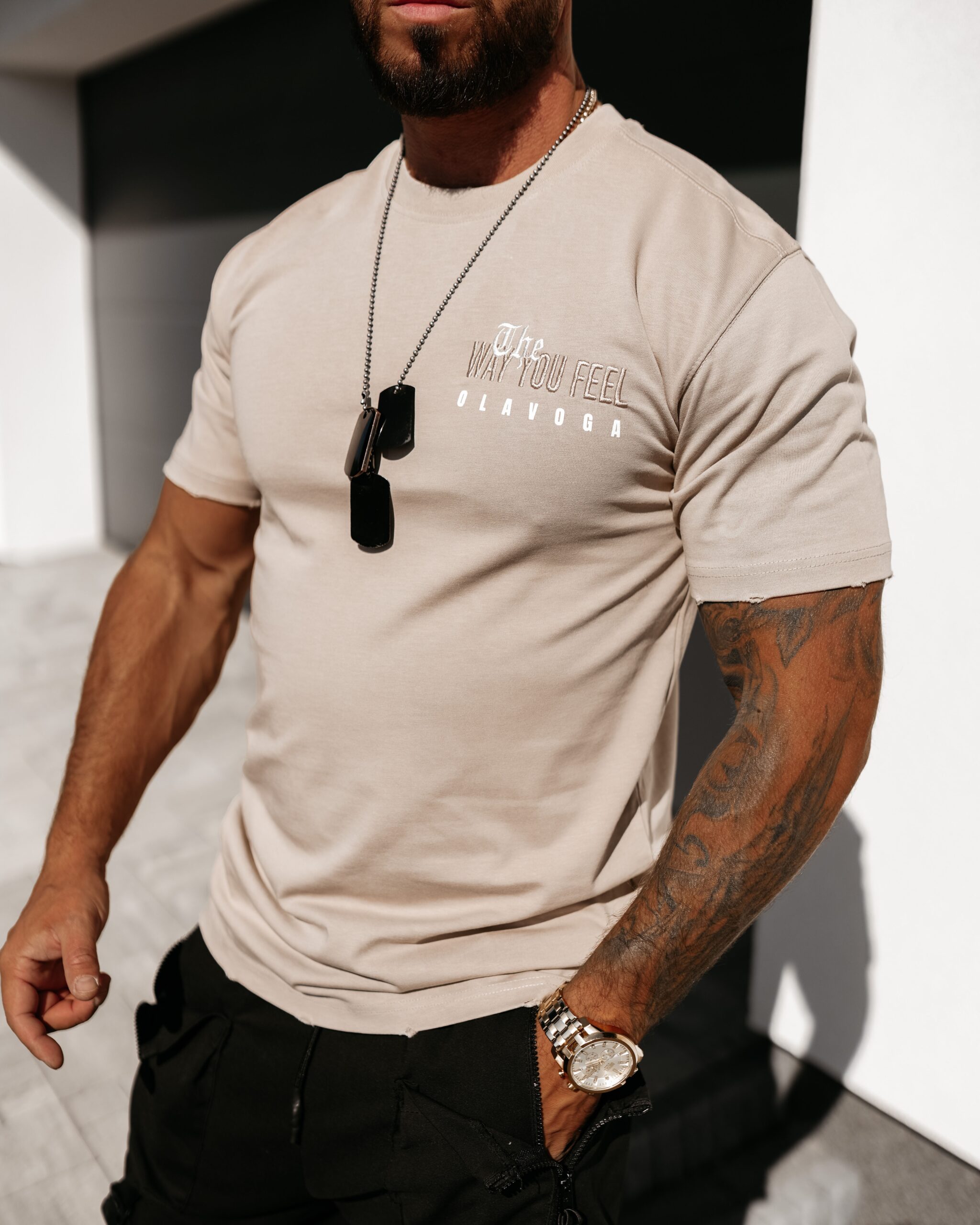 T-shirt męski z nadrukiem Feel Ola Voga beżowy