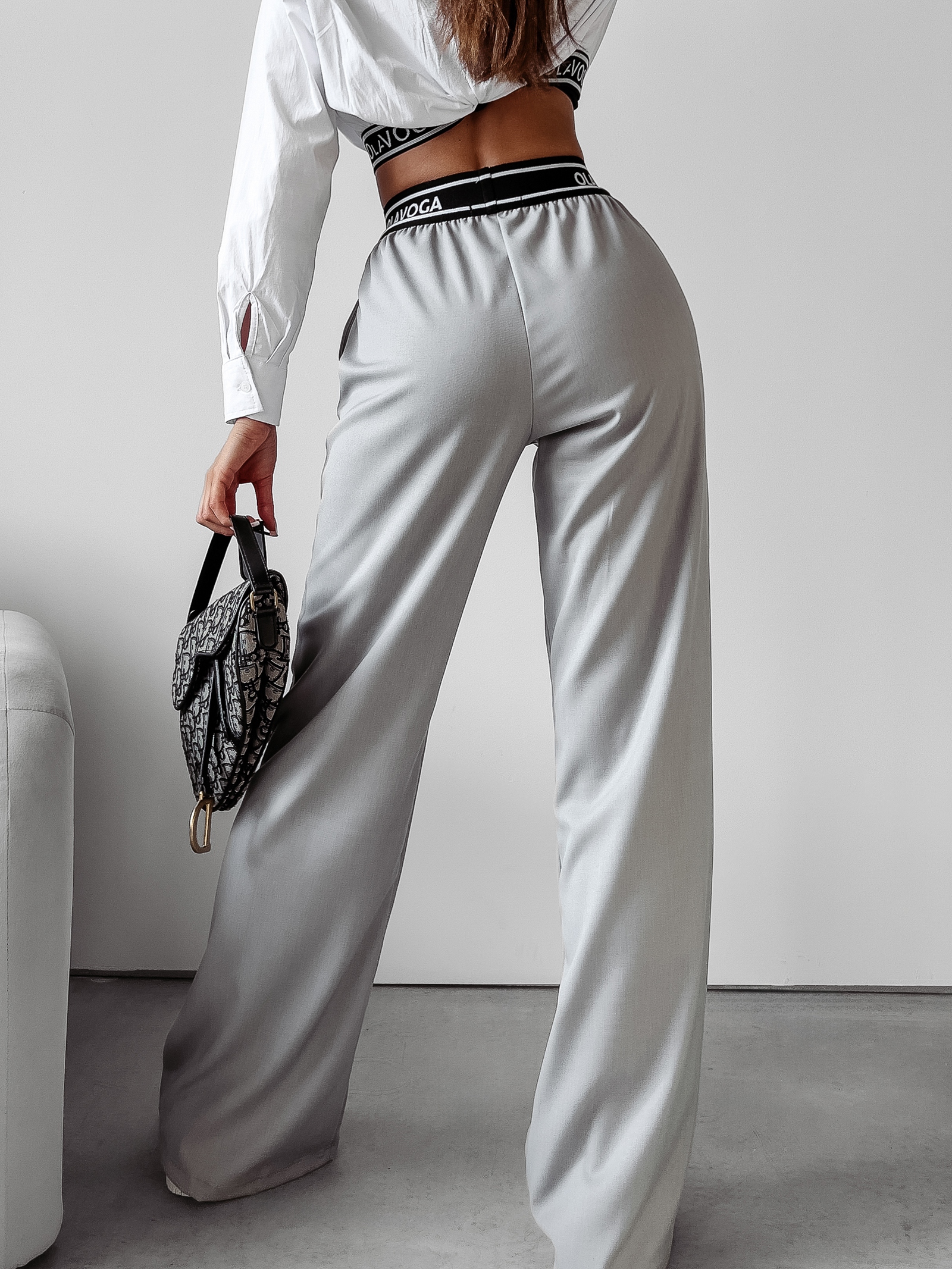 Spodnie eleganckie wysmuklające VANILLA OLAVOGA szare Spodnie eleganckie wysmuklające VANILLA OLAVOGA szare