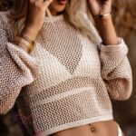 Sweterek ażurowy SummerFi złoty