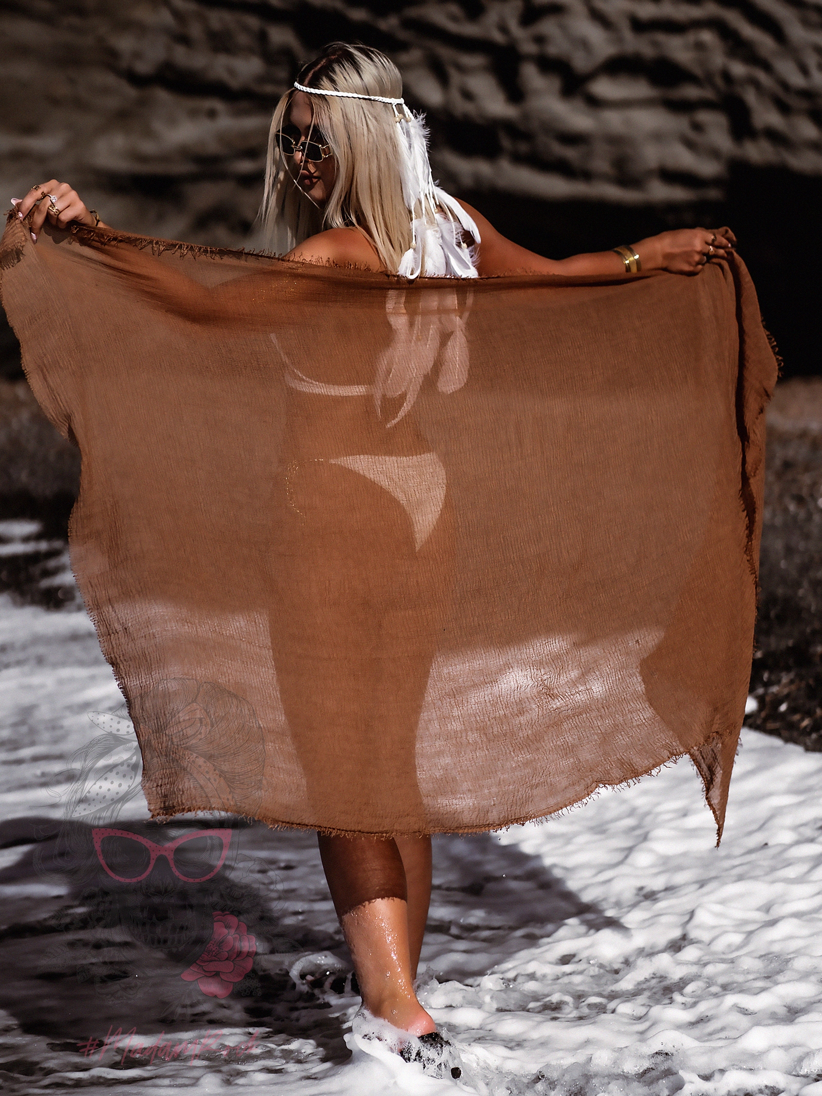 Chusta wakacyjna Soole brązowa