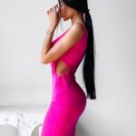 Sukienka midi z wycięciami Selima Ola Voga amarantowa