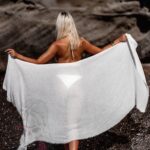 Chusta wakacyjna Soole biała