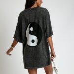 T-shirt oversize Yin Yang szary
