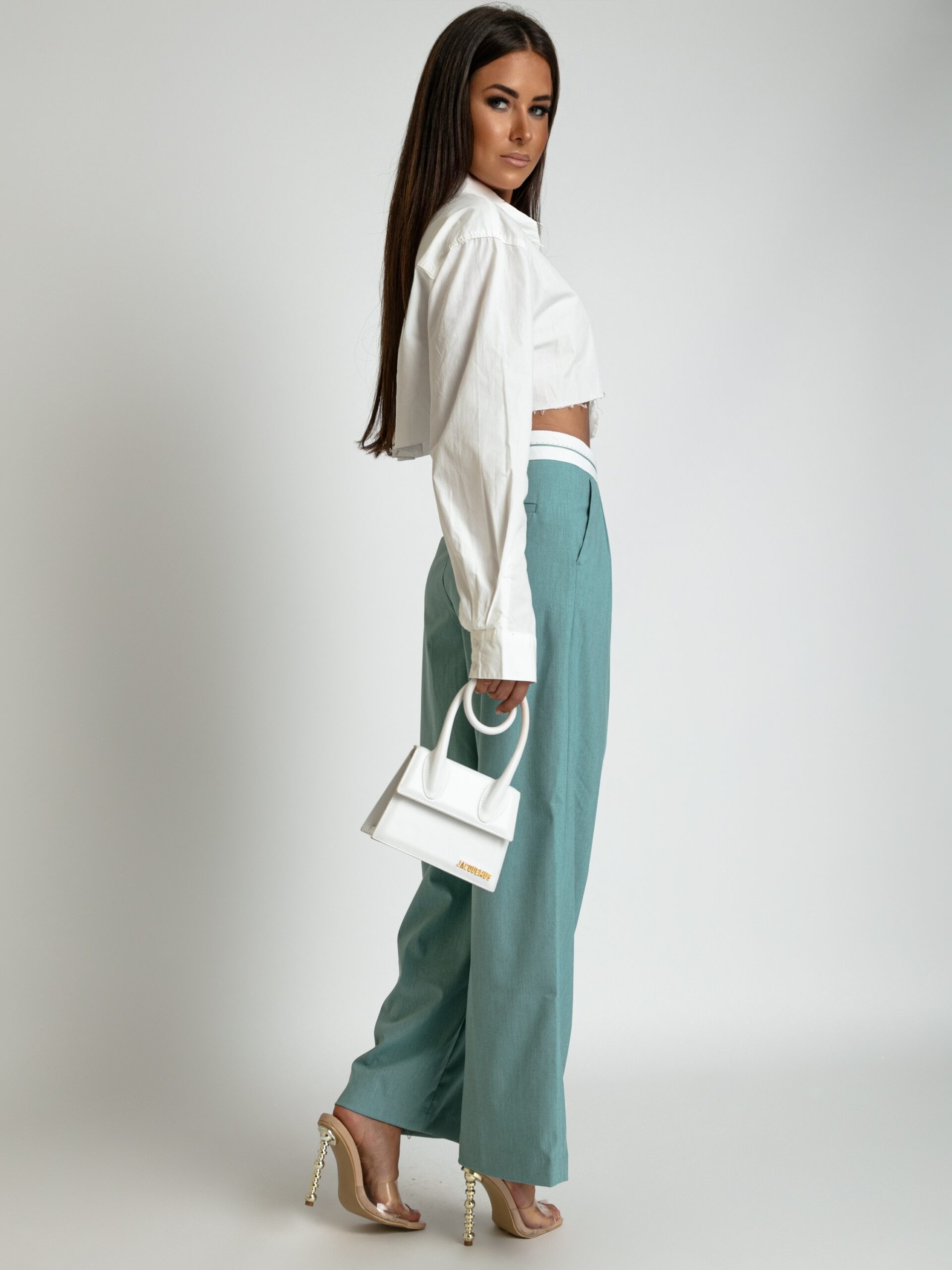 Koszula oversize do pasa Bandela biała Koszula oversize do pasa Bandela biała