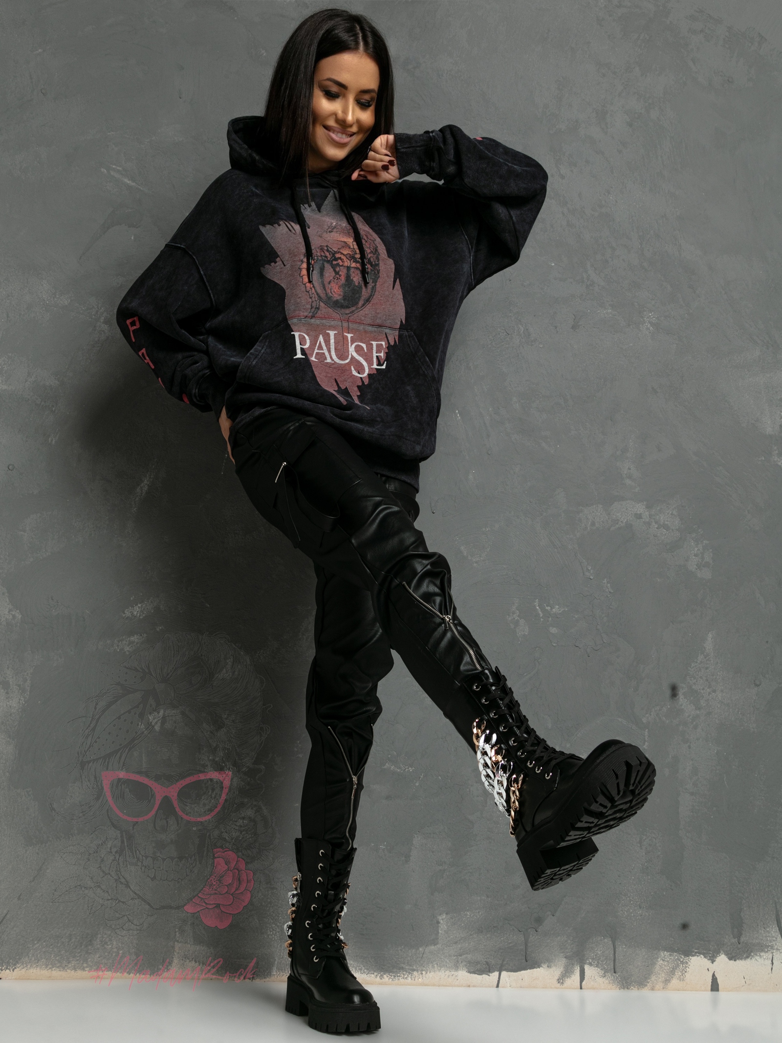 Bluza dekatyzowana MC Deragona czarna Bluza dekatyzowana MC Deragona czarna