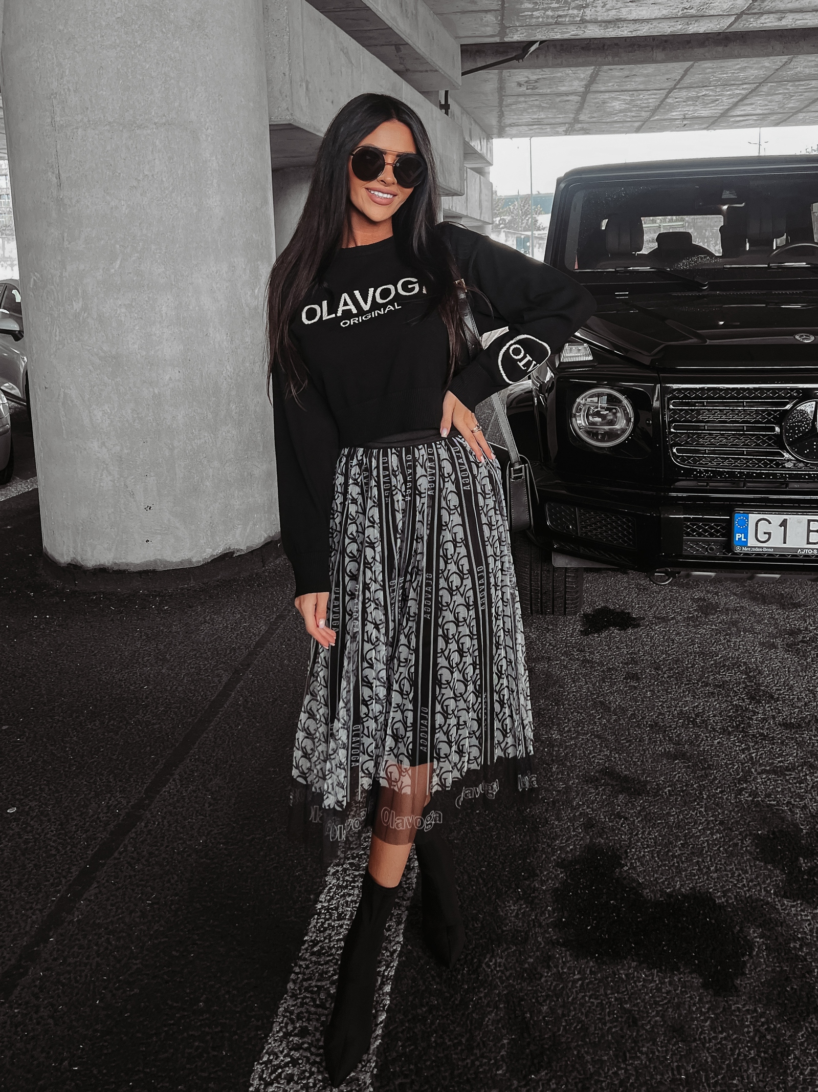 Spódnica tiulowa plisowana SERAFINA OLAVOGA czarno-biała