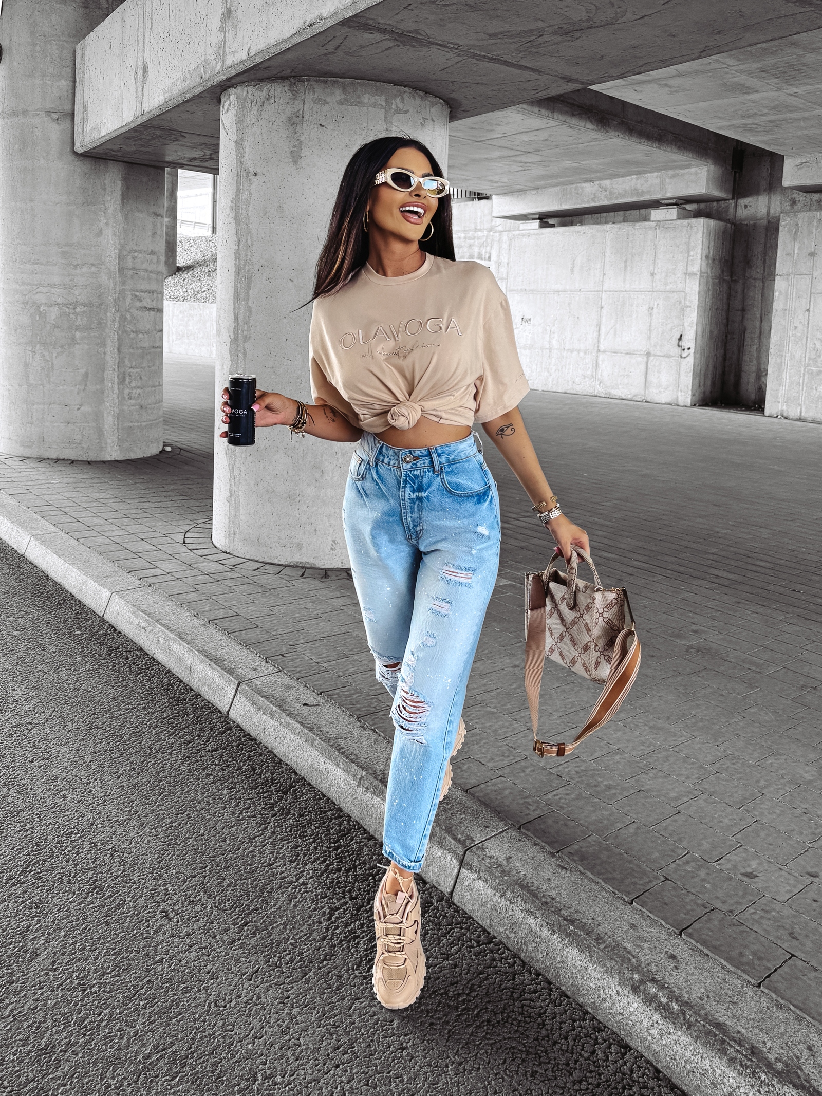 T-shirt na krótki rękaw SWIFT OLAVOGA beżowy