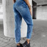 Spodnie przecierane mom jeans MESS OLAVOGA niebieskie