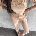 Dres damski welurowy SOULMATE OLAVOGA beżowy