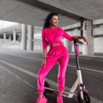 Dres damski welurowy SOULMATE OLAVOGA różowy