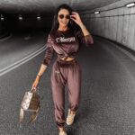 Dres damski welurowy SOULMATE OLAVOGA brązowy