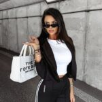 Marynarka krótka z lampasami HEATHER OLAVOGA czarna