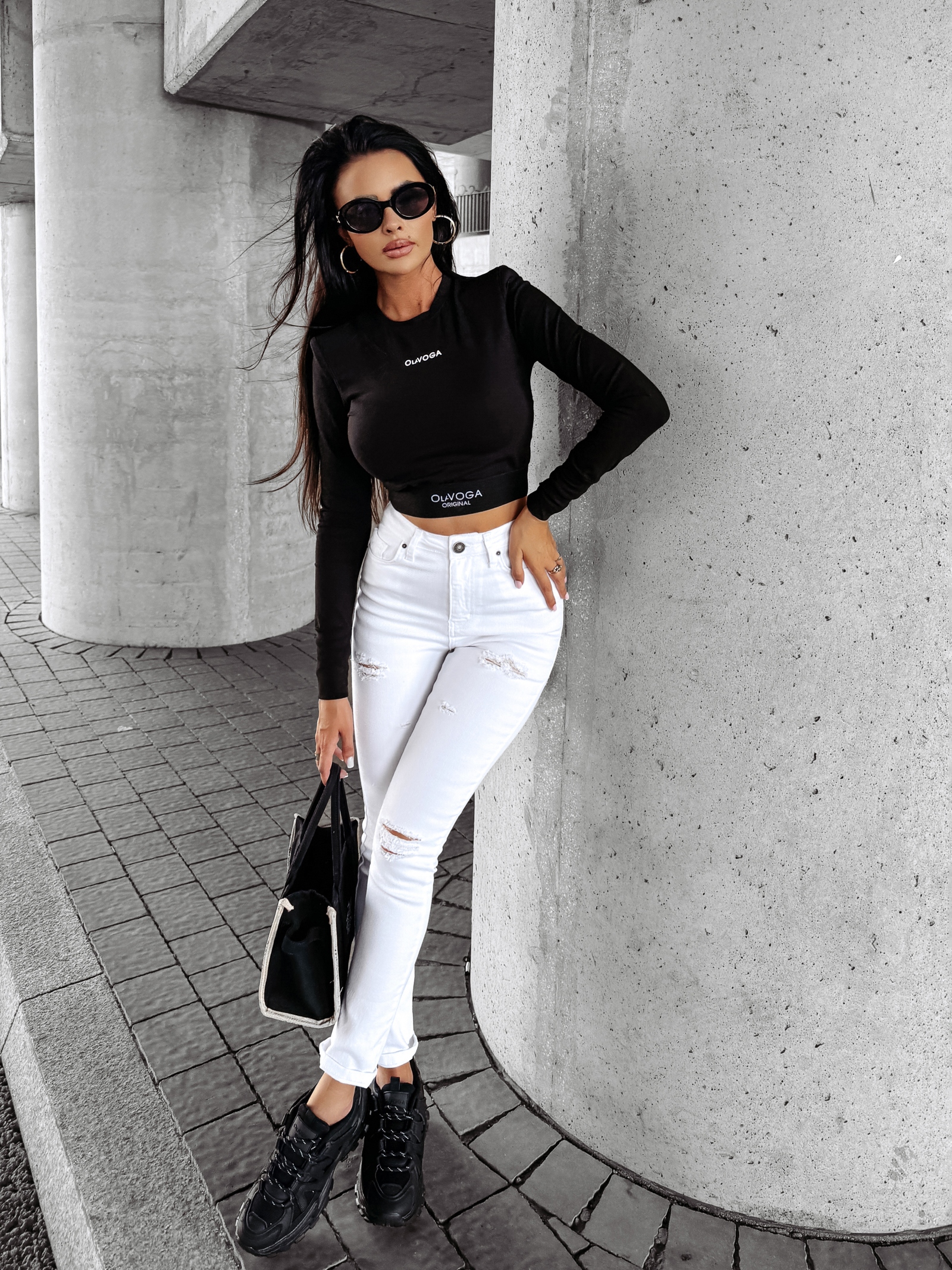 Bluzka top na długi rękaw GRAVITY OLAVOGA czarna Bluzka top na długi rękaw GRAVITY OLAVOGA czarna