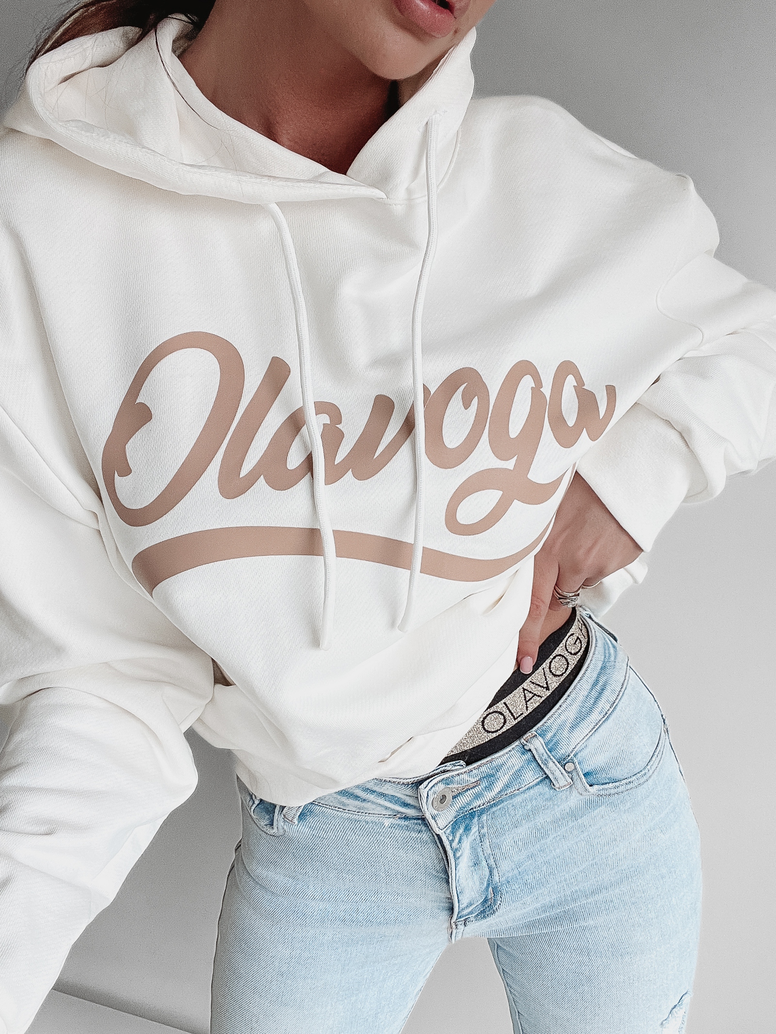 Bluza z kapturem INGA OLAVOGA ecru