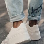 Buty sportowe na platformie Madam Goue białe