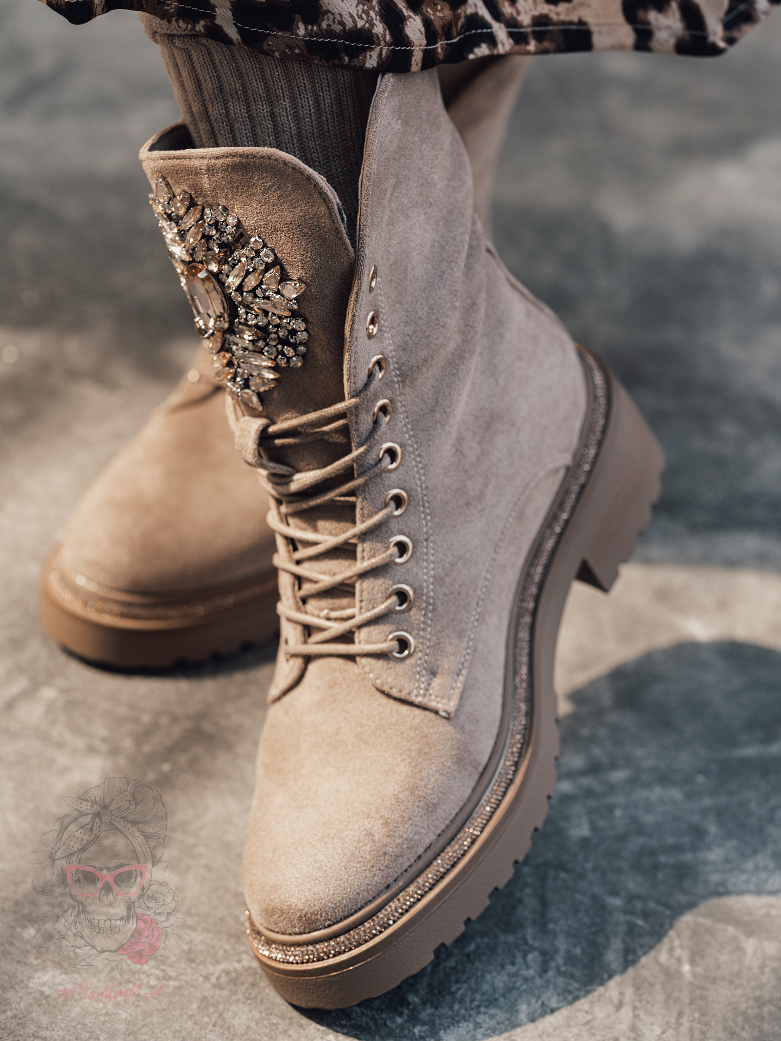 Workery zamszowe z cyrkoniami Rock Rocoro beżowe