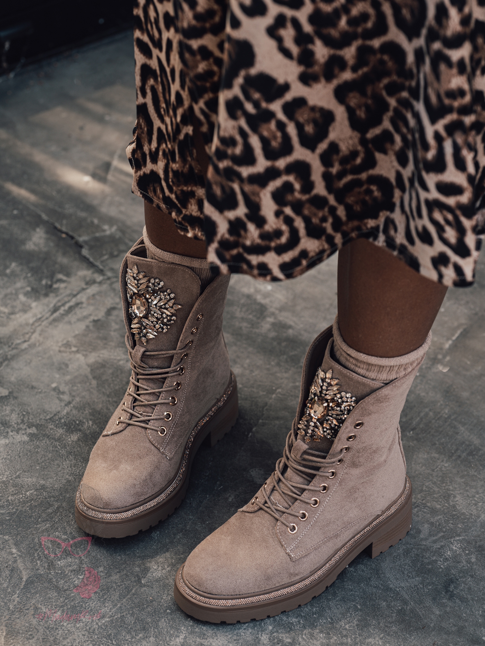 Workery zamszowe z cyrkoniami Rock Rocoro beżowe