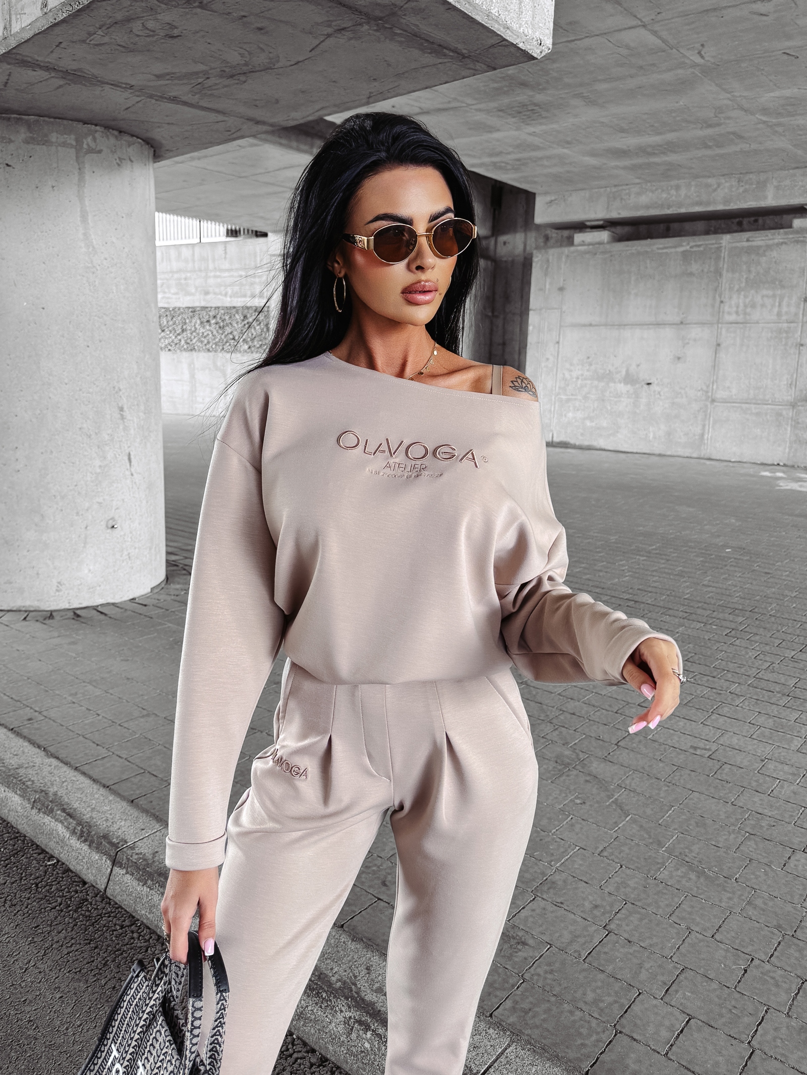 Komplet damski casualowy BONITA OLAVOGA beżowy