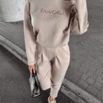 Komplet damski casualowy BONITA OLAVOGA beżowy