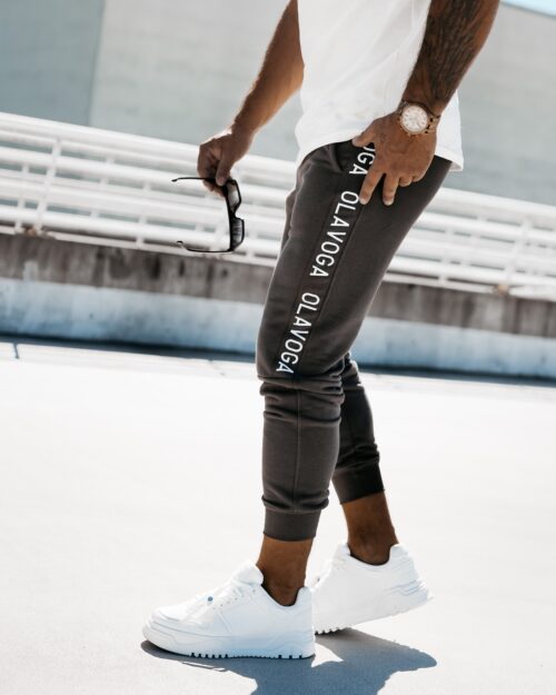 Spodnie dresowe męskie REVERS OLAVOGA grafitowe