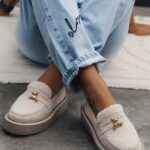 Mokasyny na grubej podeszwie Madam Yett beżowe