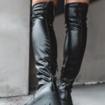 Kozaki matowe na grubej podeszwie Rock Suro czarne