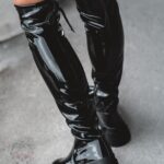 Kozaki lakierowane na grubej podeszwie Rock Suro czarne