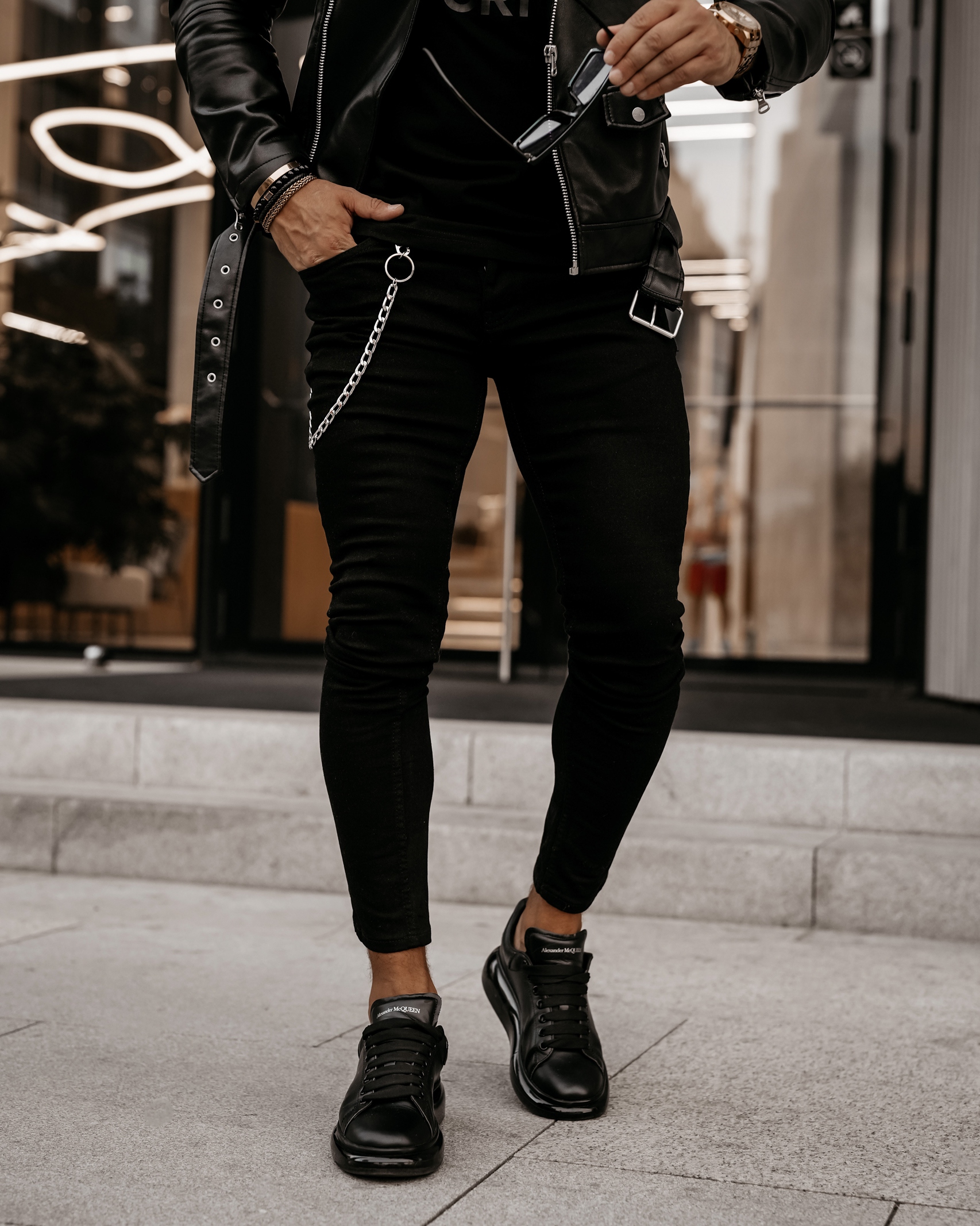 Spodnie dopasowane męskie AIDEN OLAVOGA czarne