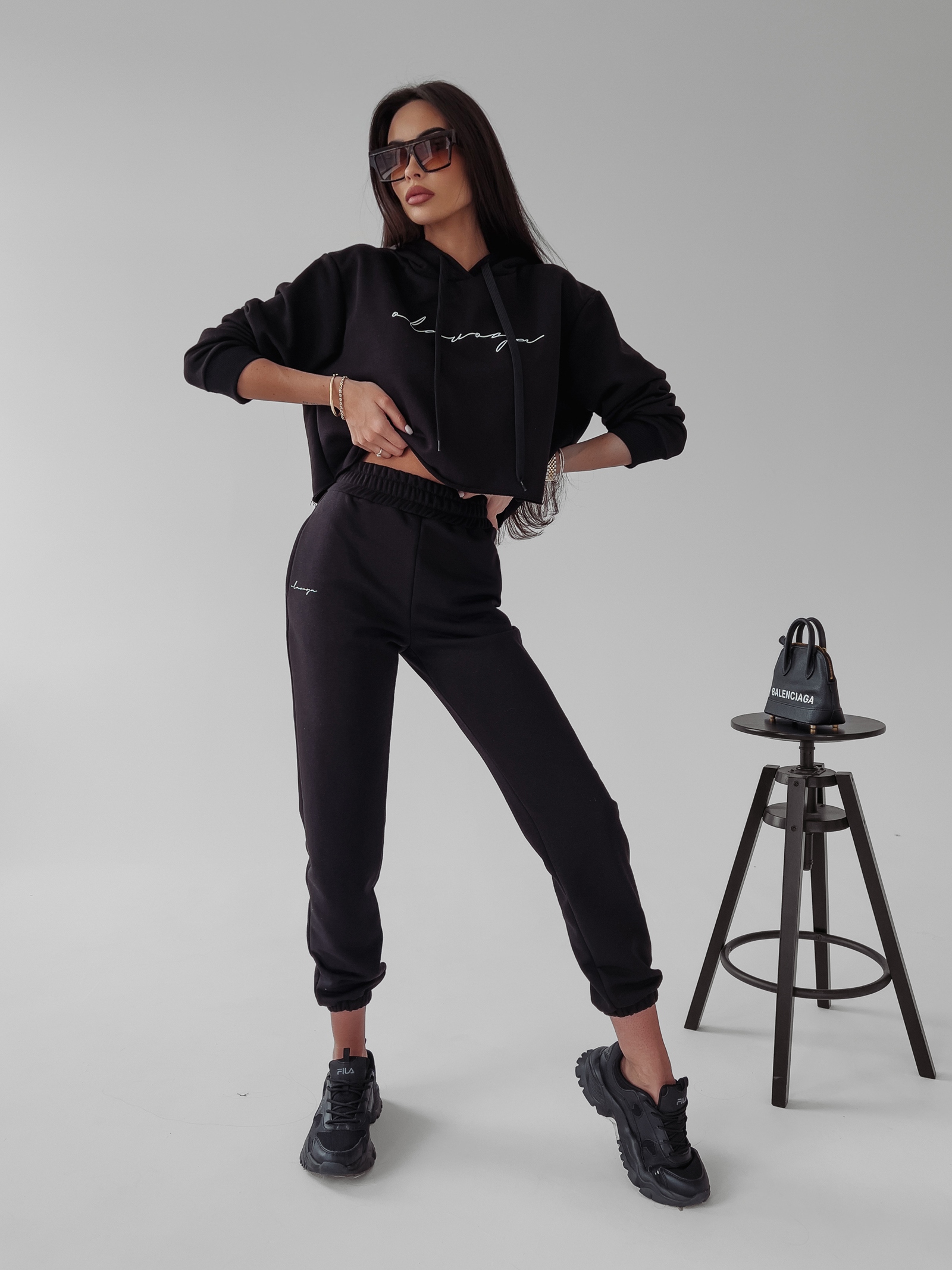 Komplet sportowy damski NINA OLAVOGA czarny