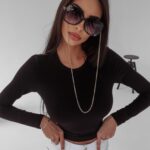 Bluzka z wiązaniem FRANCES OLAVOGA czarna